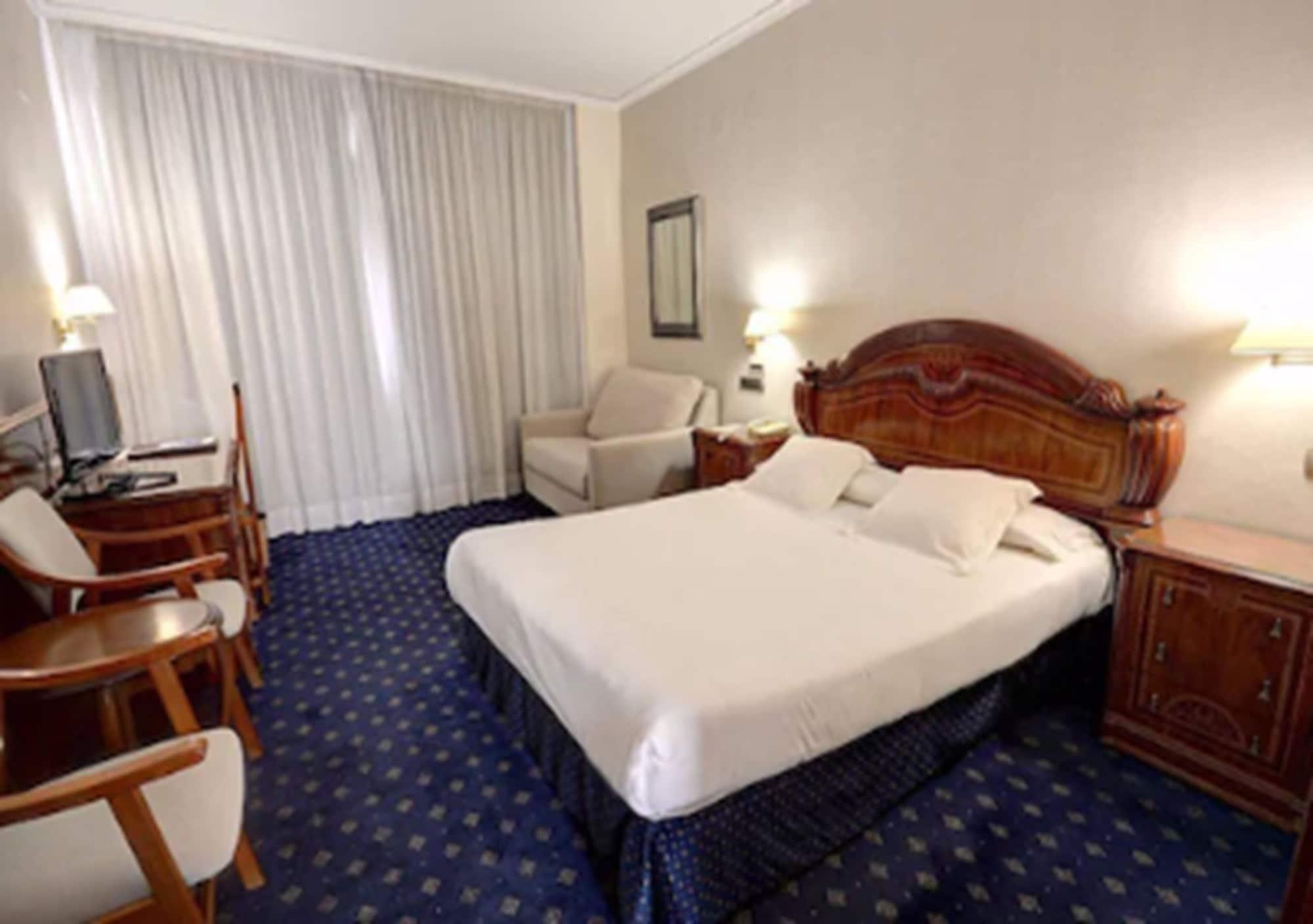 Hotel Vila-Real Palace Eksteriør billede